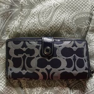 Coach Bags - Coach Signature Print Wallet Coach Bags - Coach Signature Print Wallet